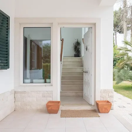 Сasa de vacaciones Nini's House - Aroeira, Charneca Da Caparica *